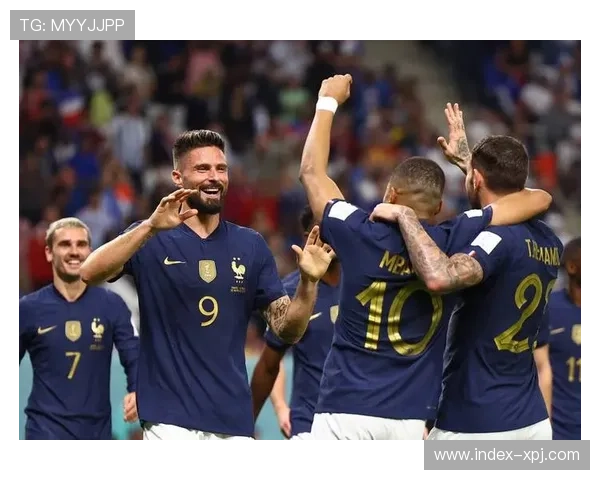 法国队六球大胜阿塞拜疆姆巴佩格列兹曼联手闪耀欧洲预赛