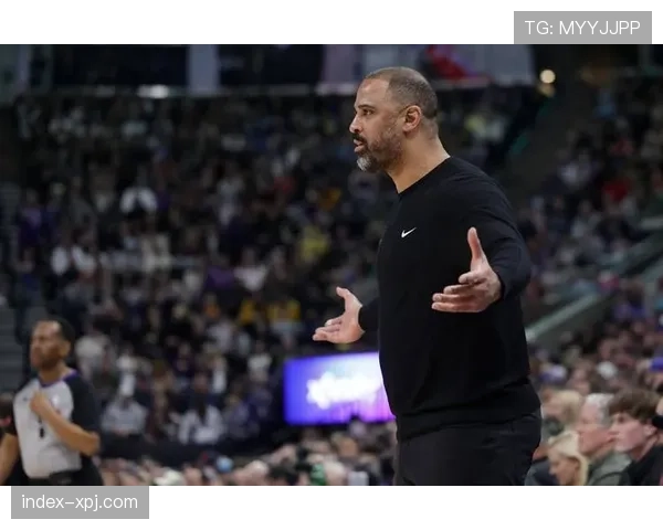 乌度卡关键罚球训练 模拟压力场景提升心理素质 乌度卡关键罚球训练 模拟压力场景提升心理素质